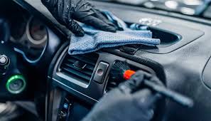 Detailing interior mobil di Kediri